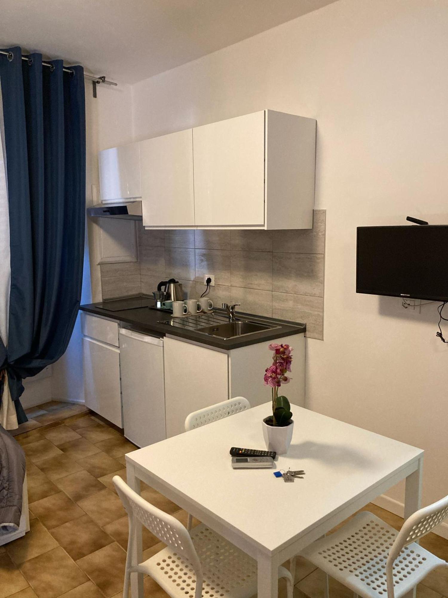 Bologna Central Apartments - Indipendenza 36 Екстер'єр фото